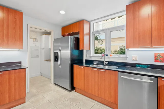 Unit 202 photo 18