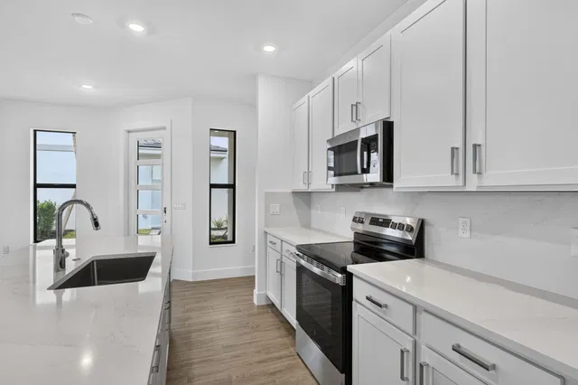  Residence photo 10