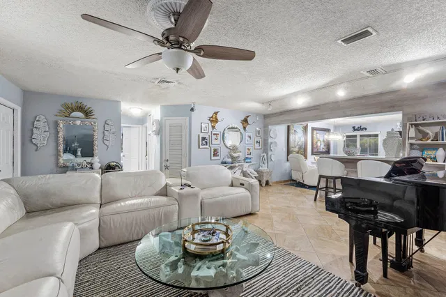 Village of North Palm Beach Residence photo 4