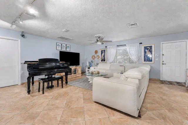 Village of North Palm Beach Residence photo 6