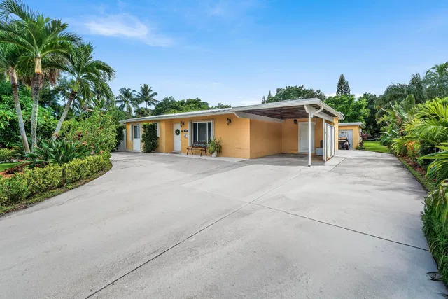 Village of North Palm Beach Residence photo 39