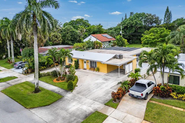 Village of North Palm Beach Residence photo 41