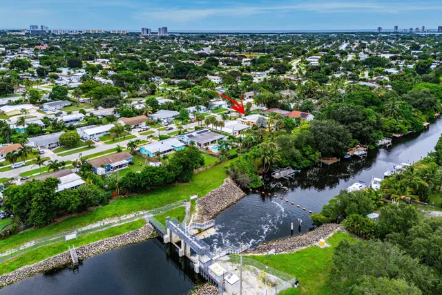 Village of North Palm Beach Residence photo 52