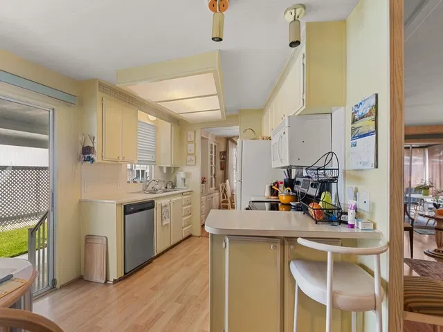 Residence photo 16
