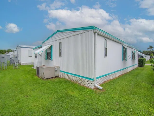 Residence photo 31
