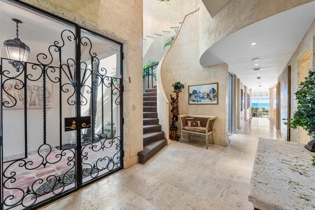 Sloan's Curve Palm Beach Residence photo 4