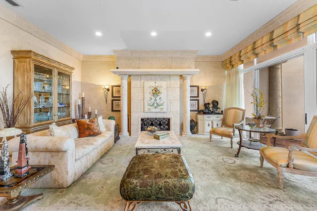 Sloan's Curve Palm Beach Residence photo 11