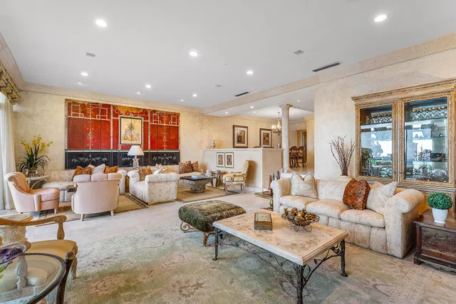 Sloan's Curve Palm Beach Residence photo 12