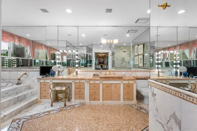 Sloan's Curve Palm Beach Residence photo 26