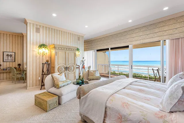 Sloan's Curve Palm Beach Residence photo 30