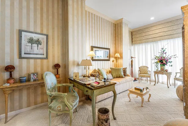 Sloan's Curve Palm Beach Residence photo 31