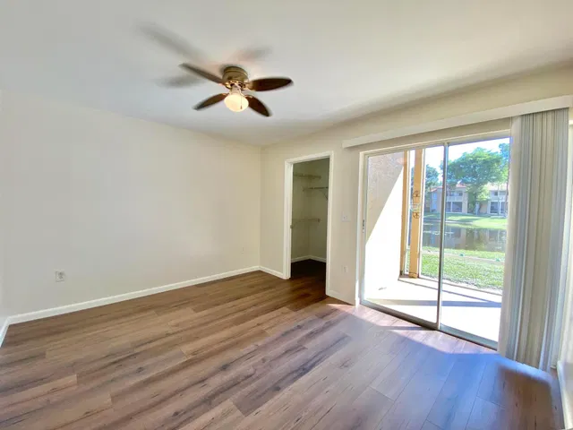 Unit 1108 photo 8