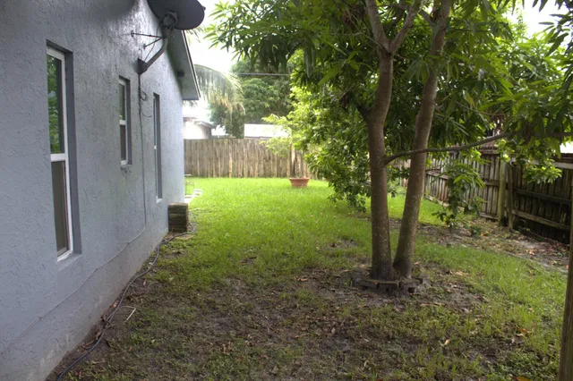 Residence photo 6