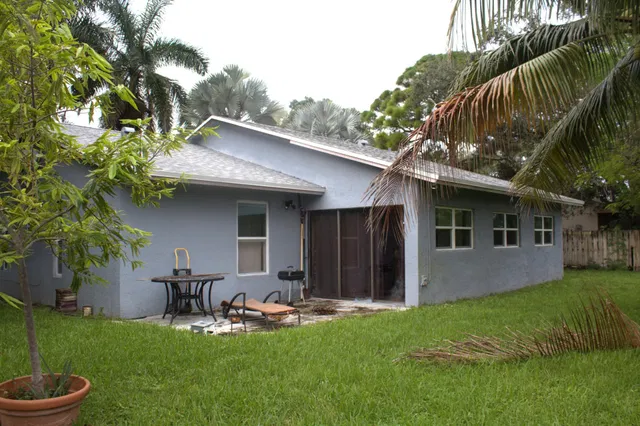 Residence photo 8