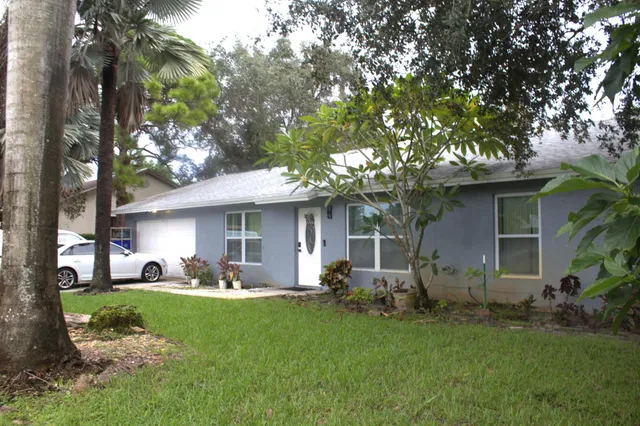 Residence photo 11