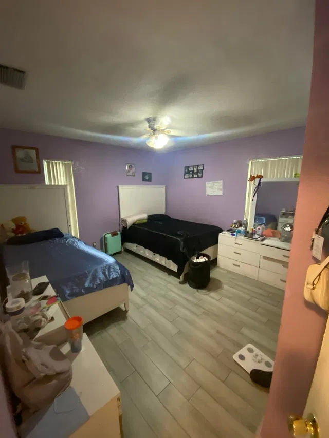 Residence photo 32