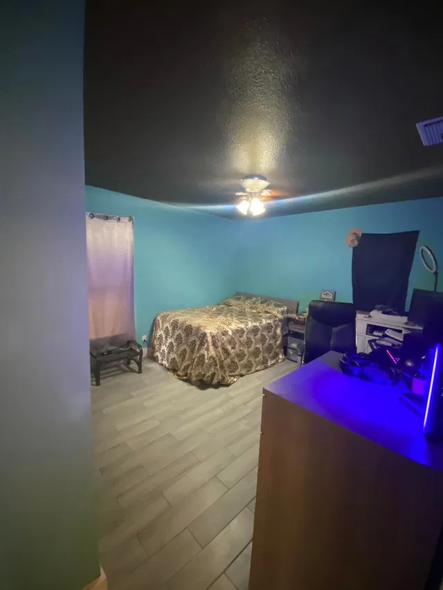 Residence photo 36