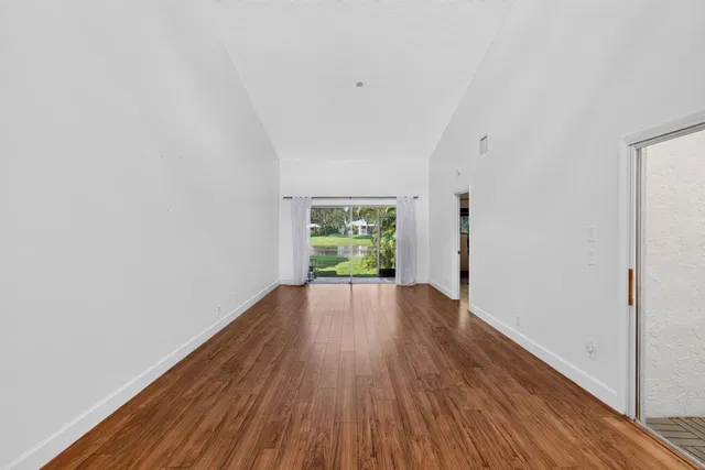 Residence photo 21