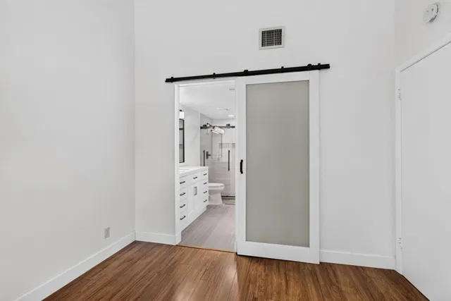 Residence photo 29