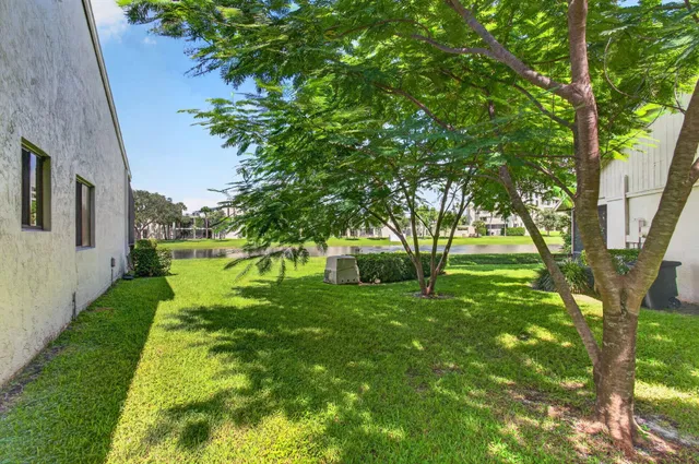 Residence photo 45