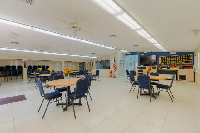 Unit A1 photo 26