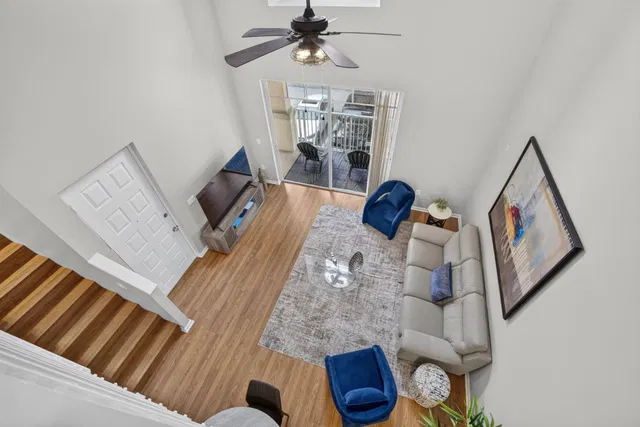 Unit 21 photo 6