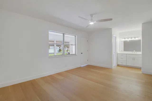 Unit C photo 18