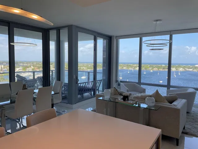 Water Club North Palm Beach Unit 1403 photo 3