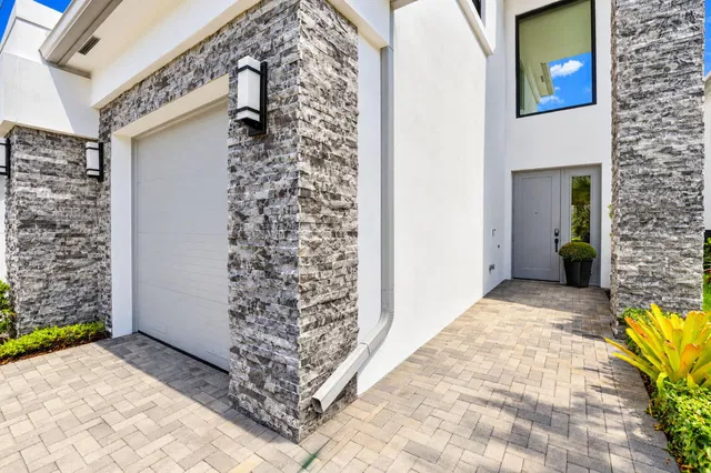 Boca Bridges Residence photo 2
