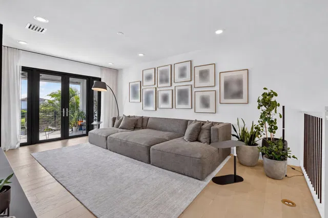 Boca Bridges Residence photo 31