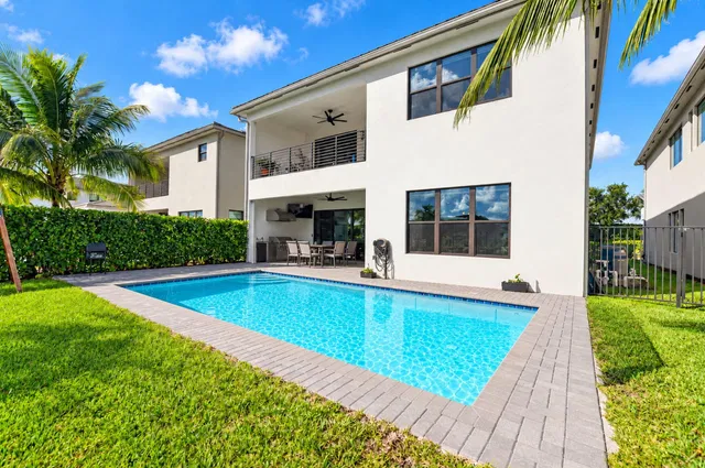 Boca Bridges Residence photo 64