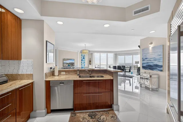 Ritz Carlton Residences Singer Island Unit 2005b photo 21