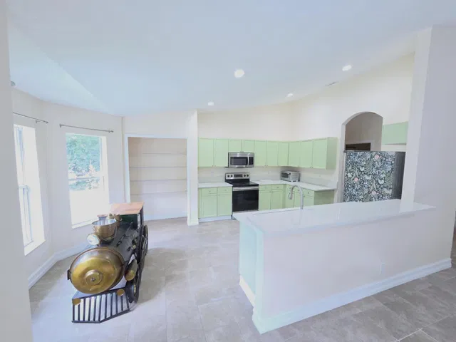 Residence photo 4