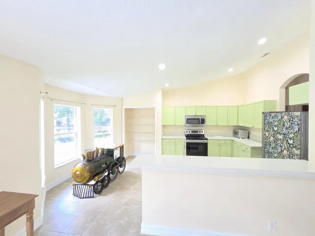 Residence photo 5