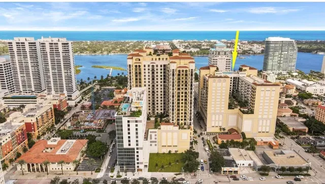 One City Plaza Unit 723 photo 3