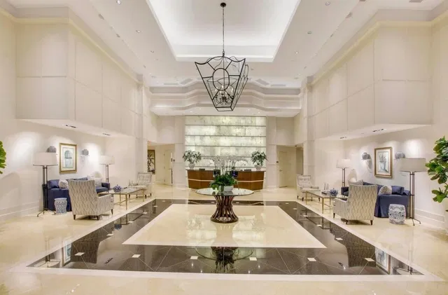 One City Plaza Unit 723 photo 12