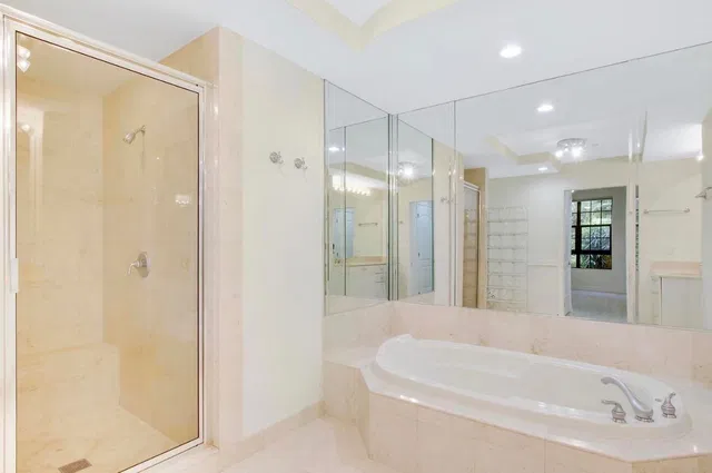 One City Plaza Unit 723 photo 19