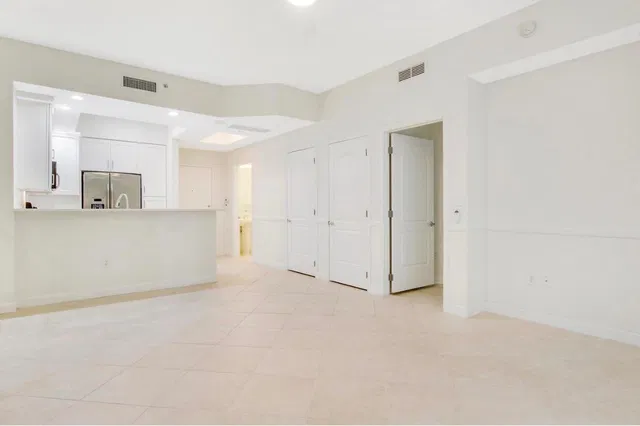 One City Plaza Unit 723 photo 30