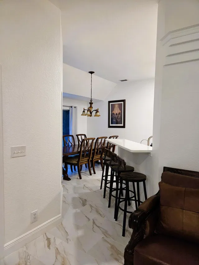 Residence photo 9