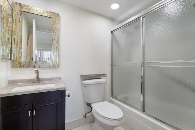 Residence photo 14