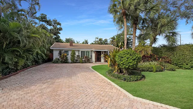 Residence photo 2