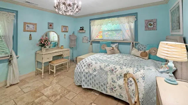Residence photo 30