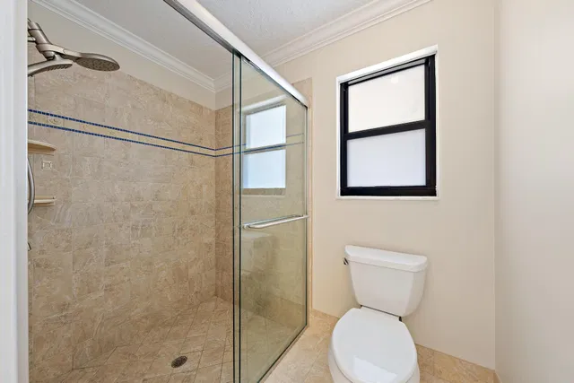Residence photo 38