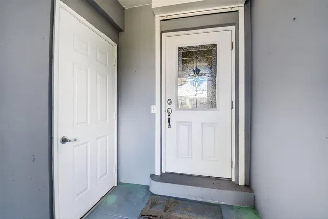 Residence photo 5