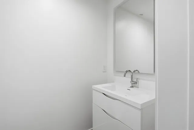 Unit A-115 photo 15