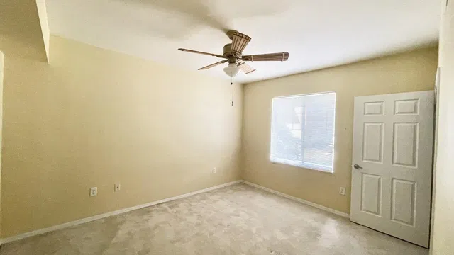 Residence photo 5