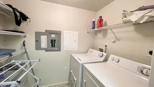 Residence photo 9