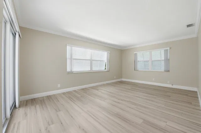 Residence photo 14