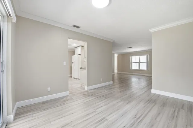 Residence photo 15