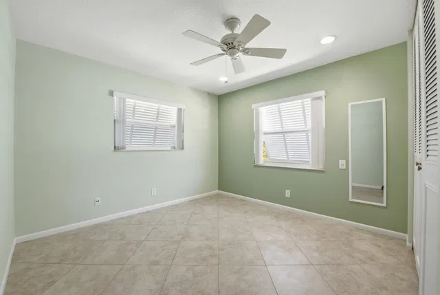 Residence photo 25